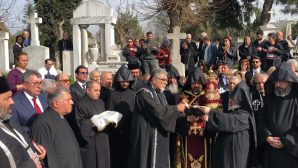 Türkiye Ermenileri 84. Patriği müteveffa Mesrop Mutafyan, Vefatının 1. Yılında Anıldı